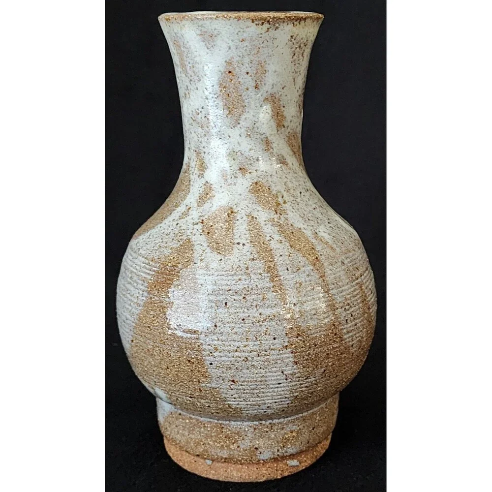 Beautiful Solid vase by GERRY ~ Signed “GERRY 189” ~ Pottery